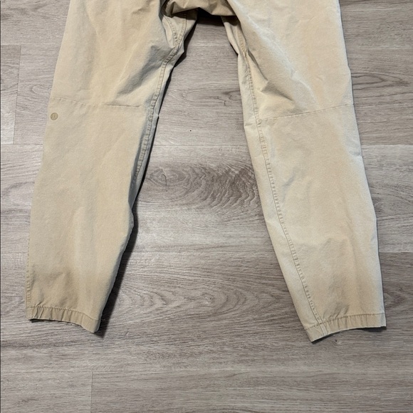 lululemon Pant - Picture 5 of 7